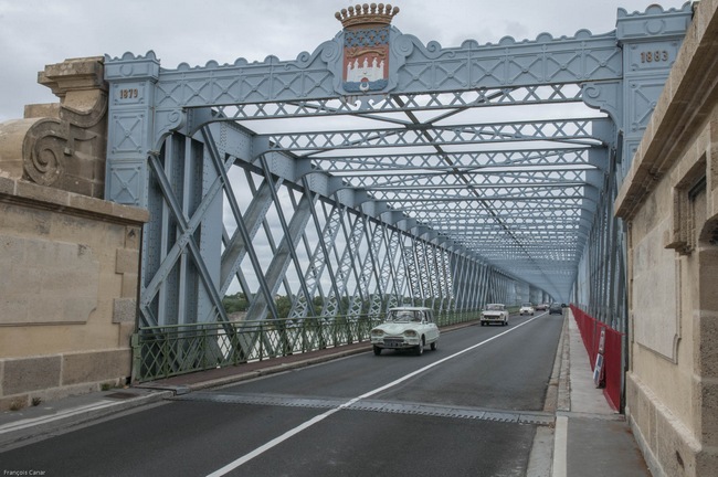 Le pont Eiffel, cliché F. Canar