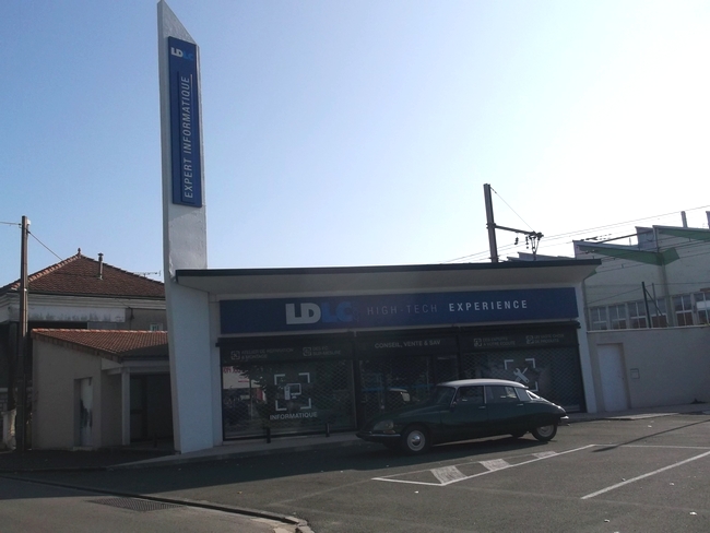 Station Ozo, route de Bordeaux