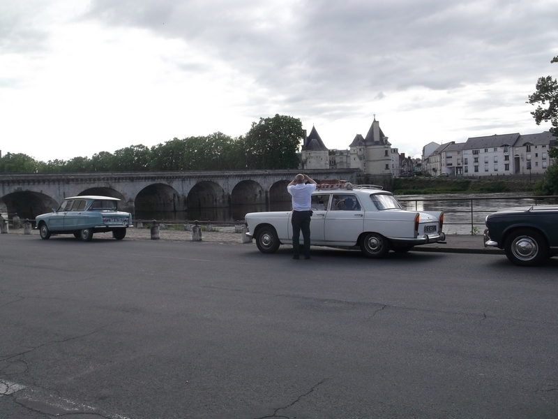 Le pont Henri IV sur la Vienne à Châtellerault