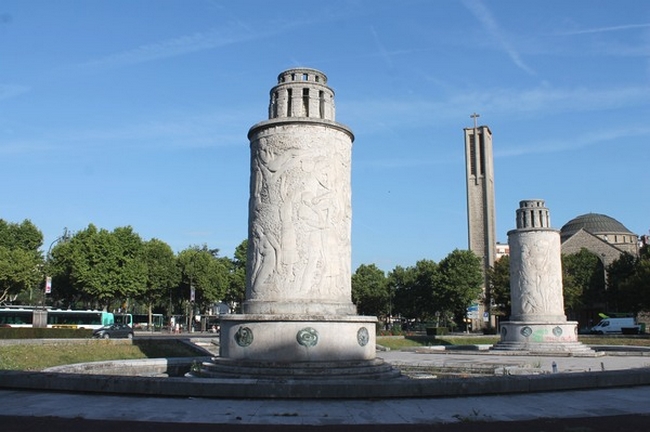 Paris, porte de Saint-Cloud, les fontaines lumineuses